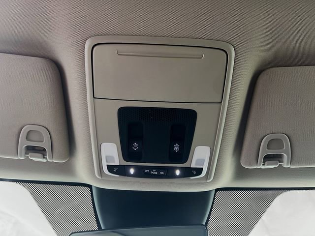 Certified 2025 Honda Pilot Touring image 20