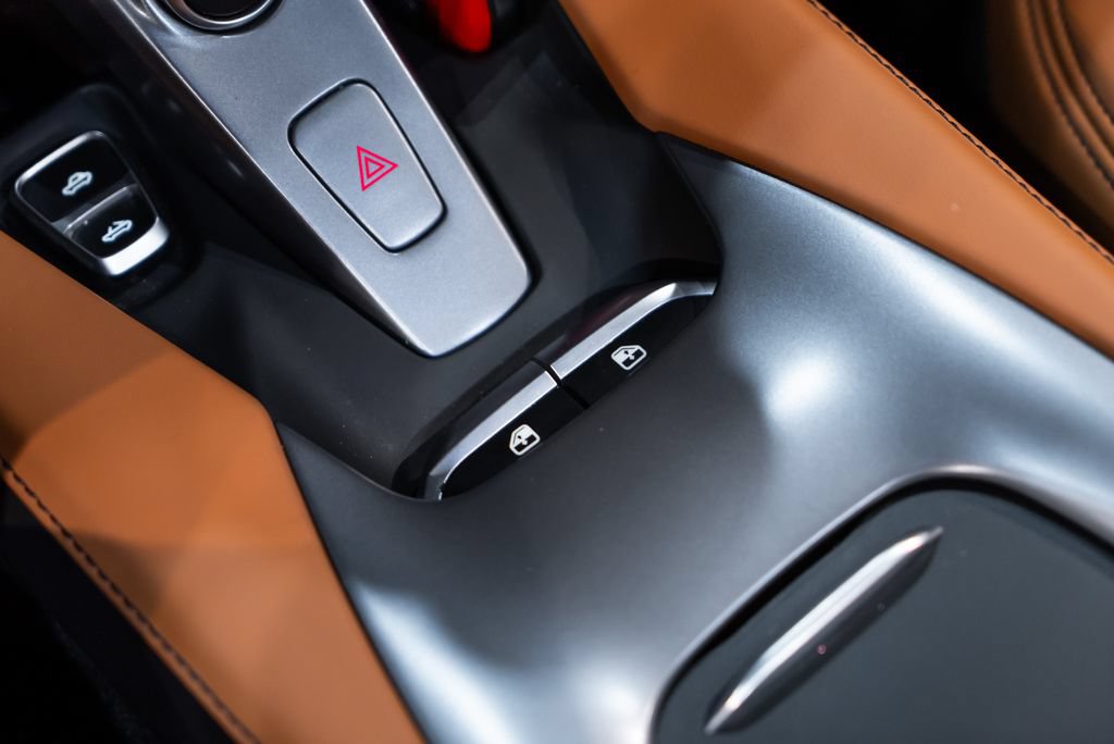 Certified 2020 Ferrari Portofino RWD image 46