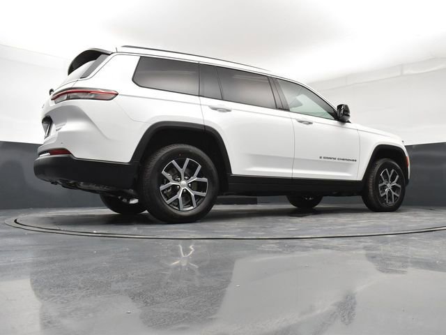 New 2025 Jeep Grand Cherokee L Limited w/ Trailer Tow Package image 24
