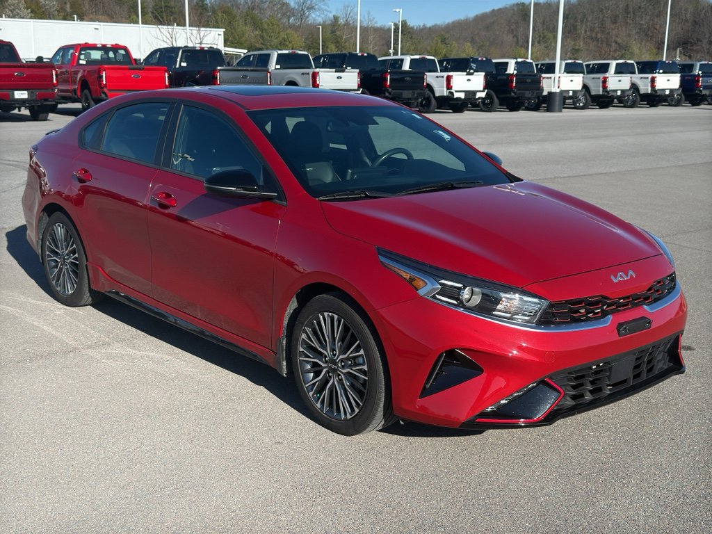 Used 2024 Kia Forte GT-Line w/ GT-Line Premium Package image 11