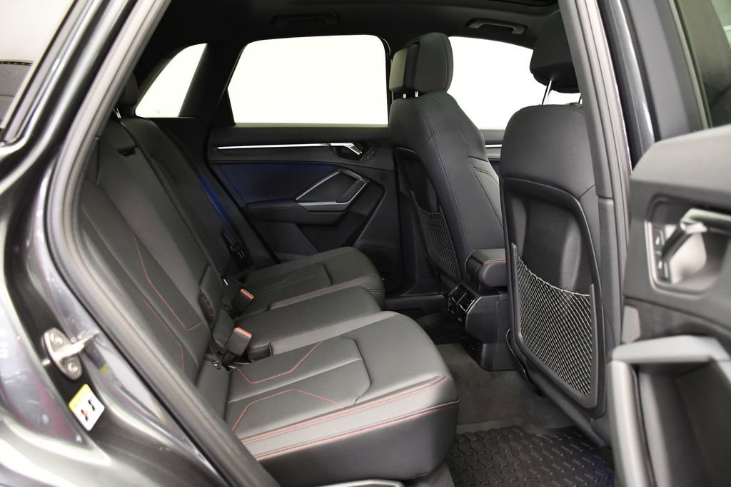 Used 2025 Audi Q3 2.0T Premium Plus w/ Premium Plus Package image 54