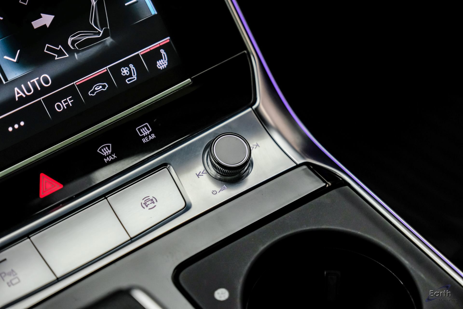 Used 2023 Audi RS 6 w/ Black Optic Package image 73