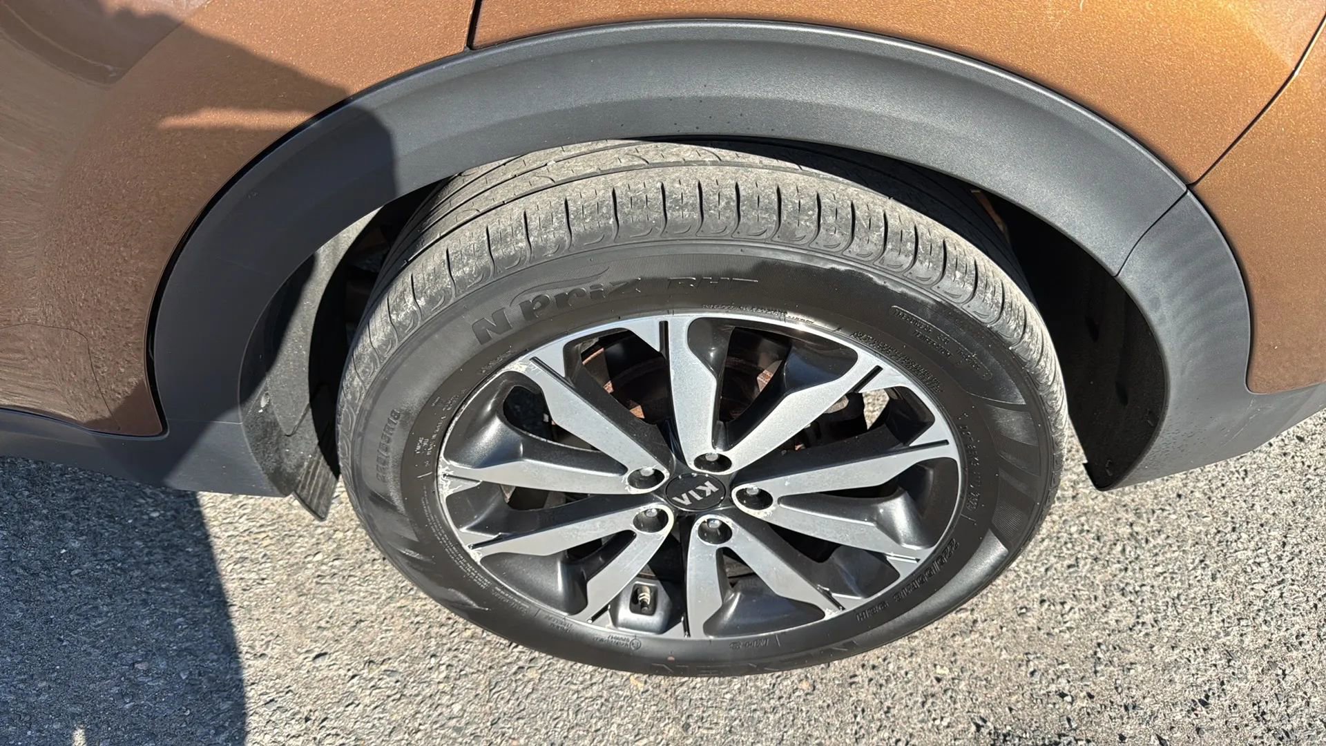 Used 2018 Kia Sportage EX image 9