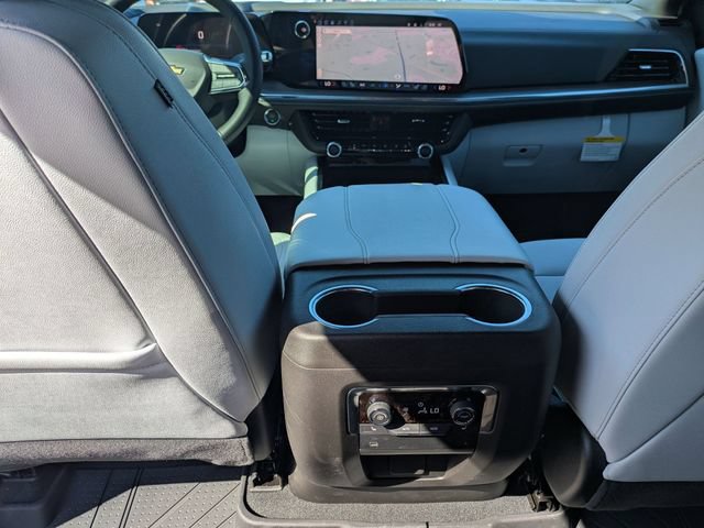 New 2026 Chevrolet Suburban Premier w/ Sun And Tow Package AWD/4WD image 29