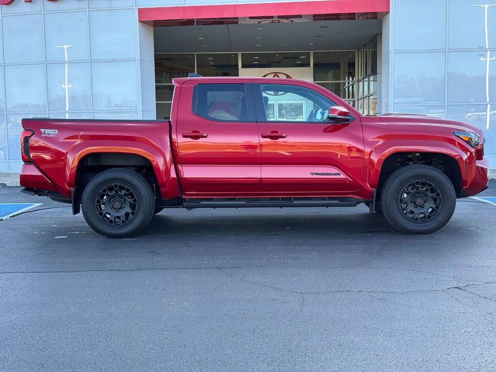 Certified 2024 Toyota Tacoma TRD Sport w/ TRD Sport Premium Package AWD/4WD image 2