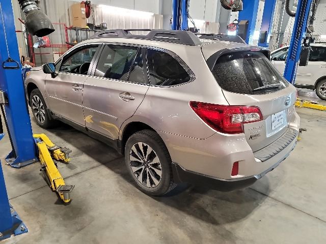 Used 2015 Subaru Outback 2.5i Limited AWD/4WD image 4