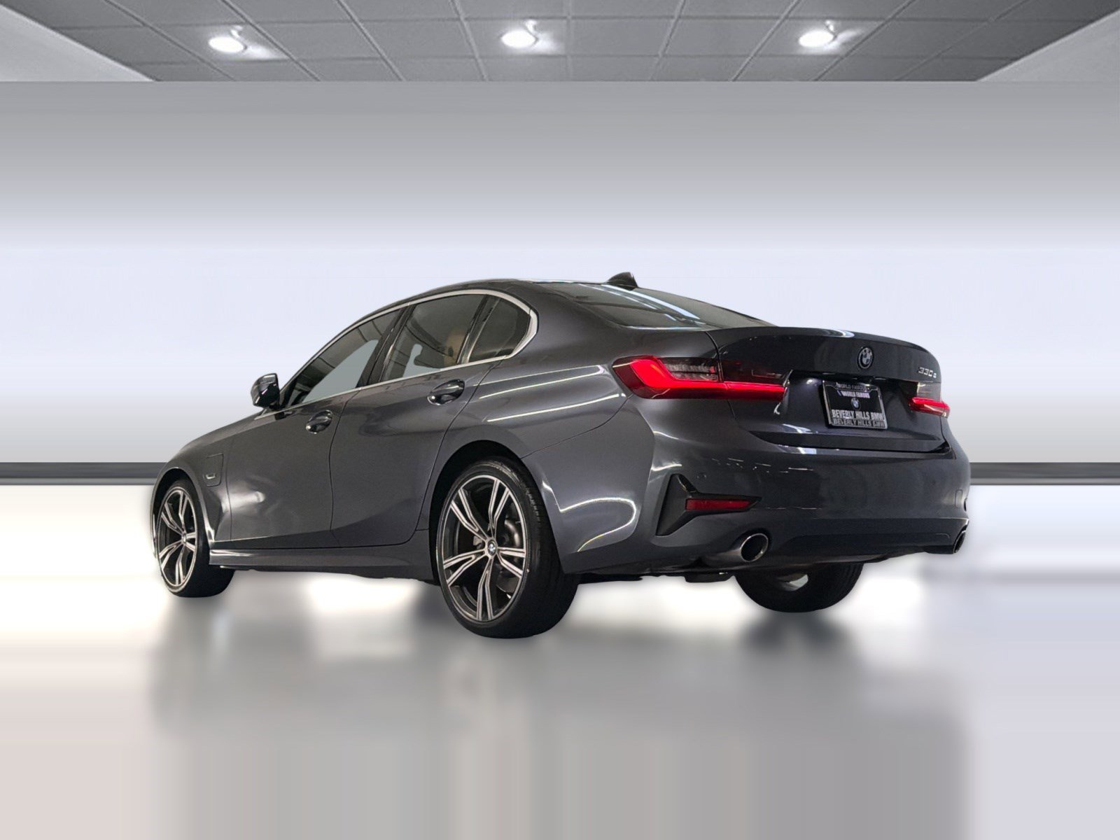 Used 2022 BMW 330e w/ Premium Package image 3