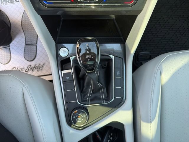 Certified 2023 Volkswagen Tiguan SE w/ Panoramic Sunroof Package image 13