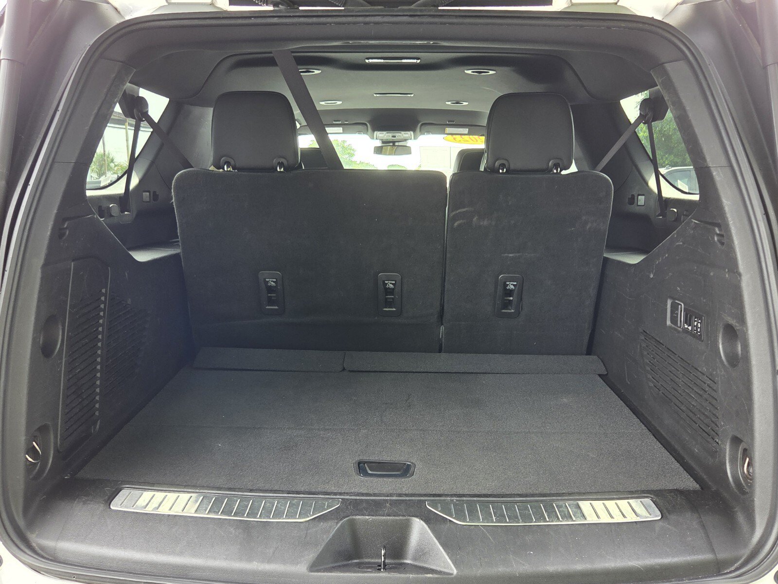 Certified 2023 Chevrolet Suburban Premier AWD/4WD image 14