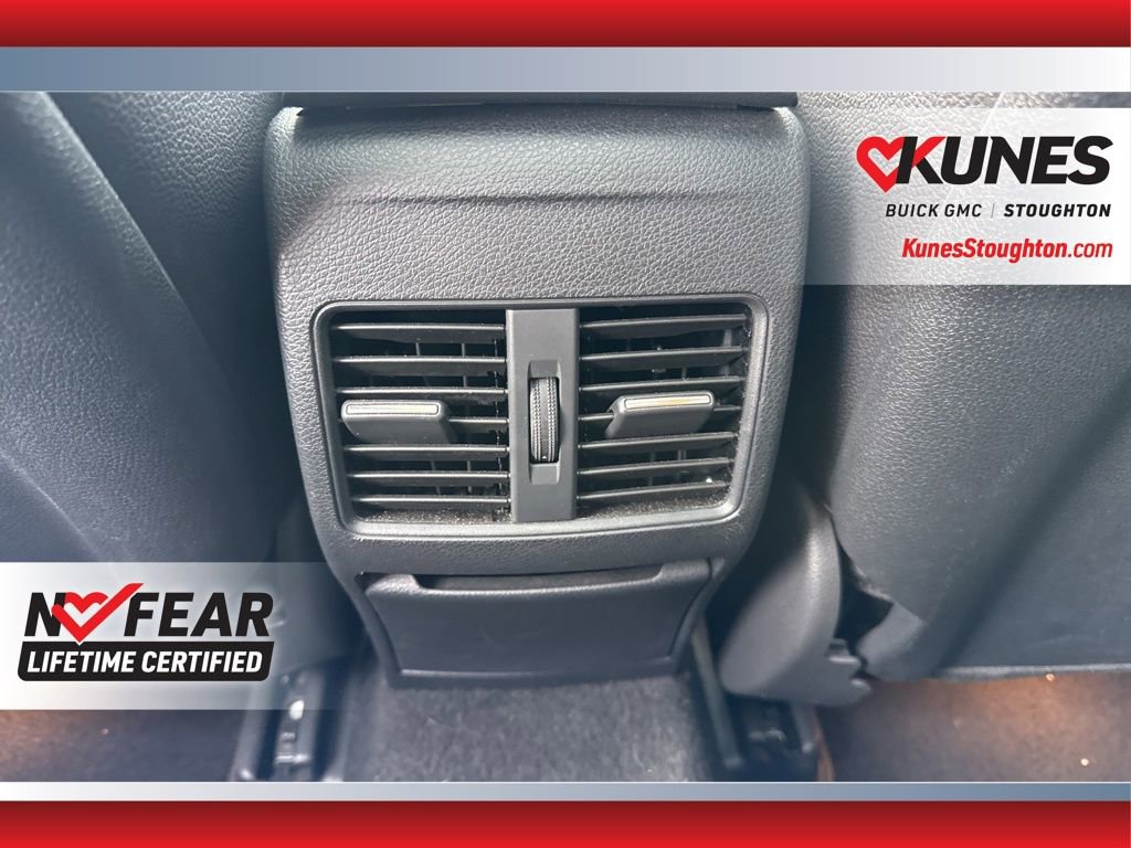 Used 2018 Mercedes-Benz GLA 45 AMG 4MATIC image 43