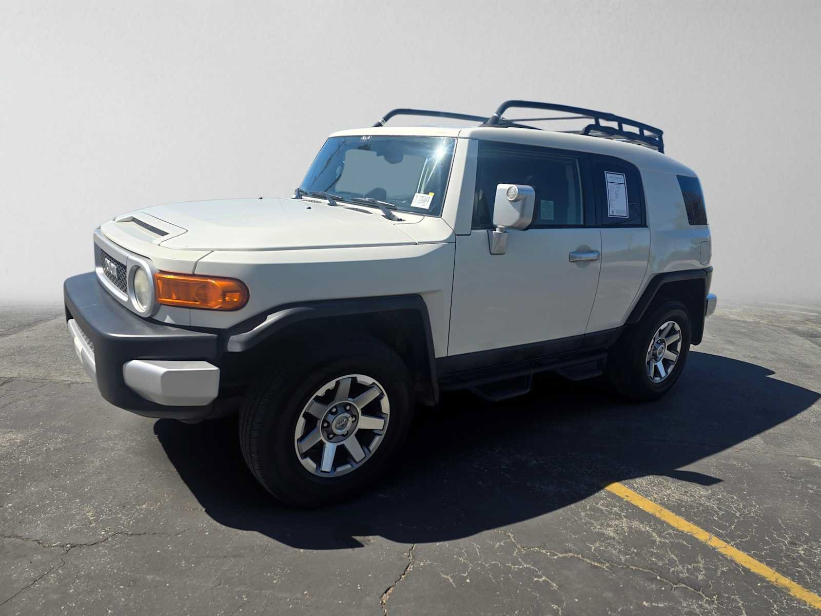 Used 2014 Toyota FJ Cruiser 4WD w/ Convenience Package image 7