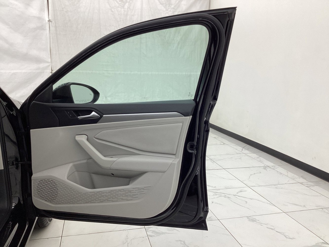 Used 2020 Volkswagen Jetta SE w/ SE Cold Weather Package FWD image 19