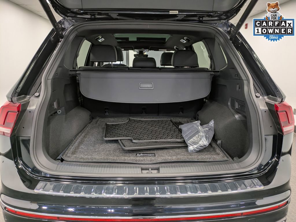 Used 2024 Volkswagen Tiguan SEL R-Line AWD/4WD image 25
