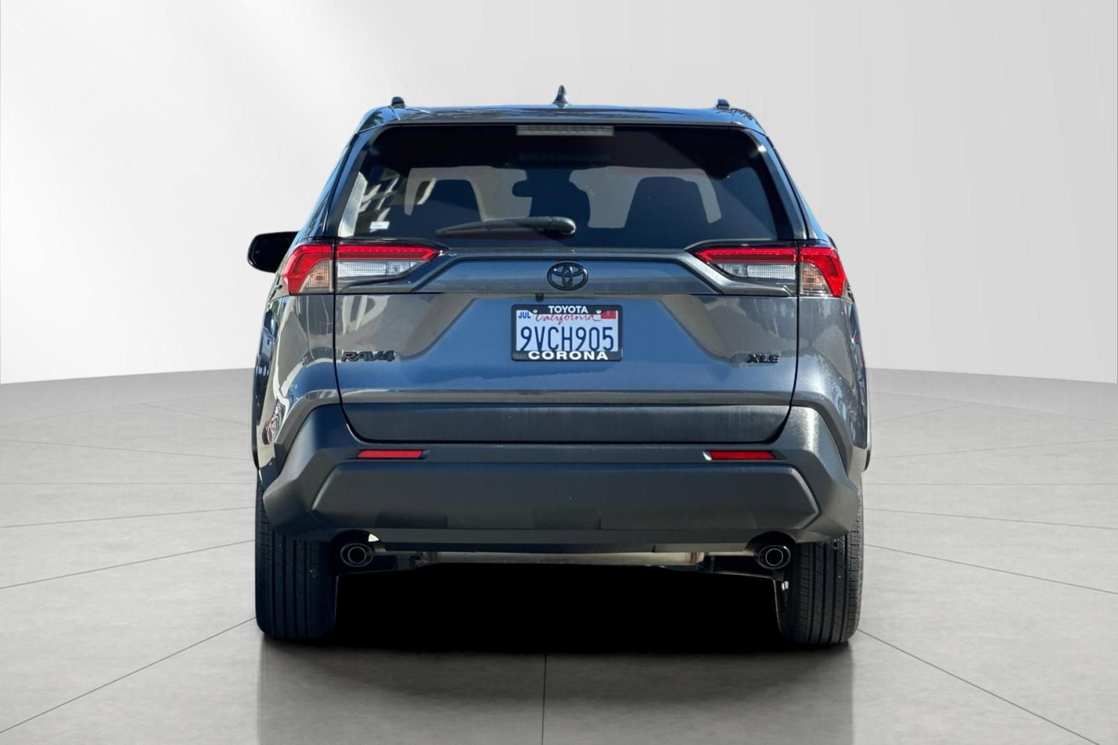 Used 2025 Toyota RAV4 XLE image 5