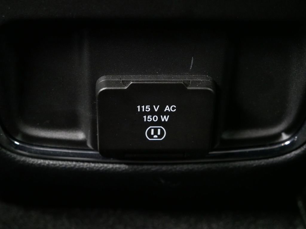 Certified 2022 Jeep Grand Cherokee Laredo X image 19