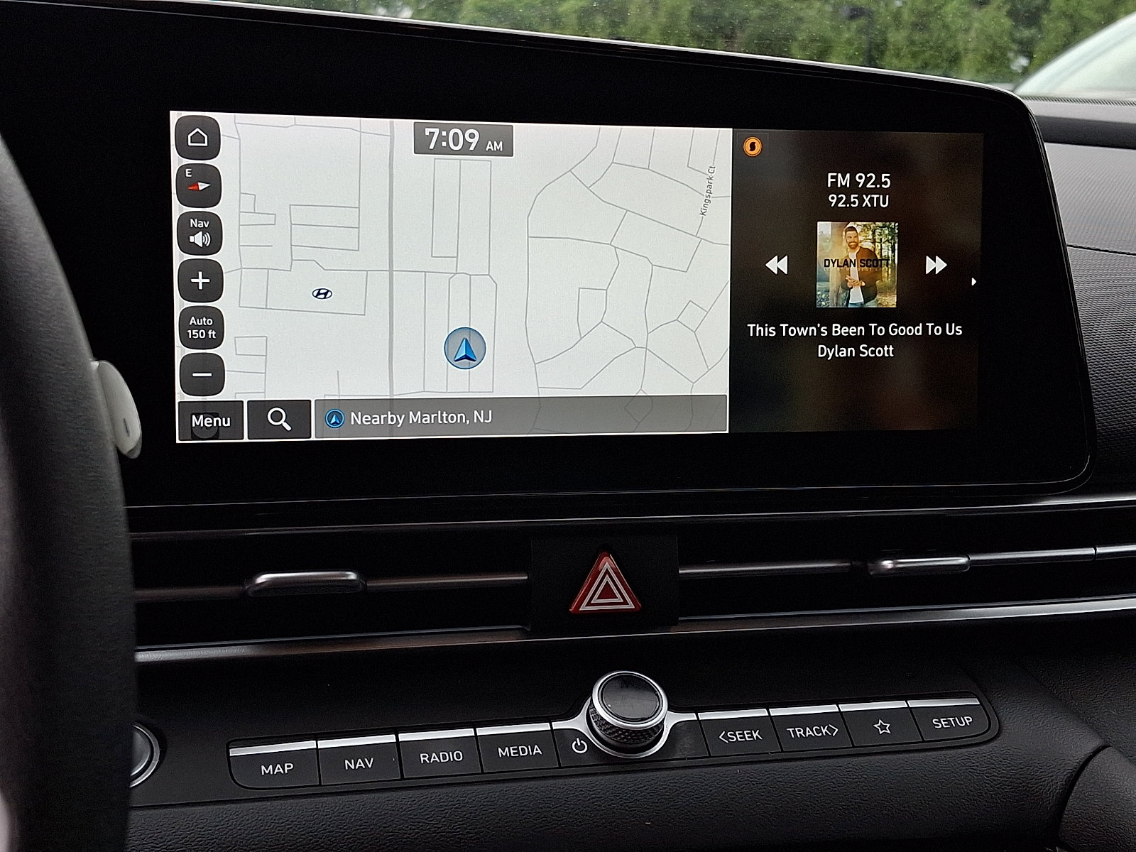 Certified 2024 Hyundai Elantra SEL FWD image 21