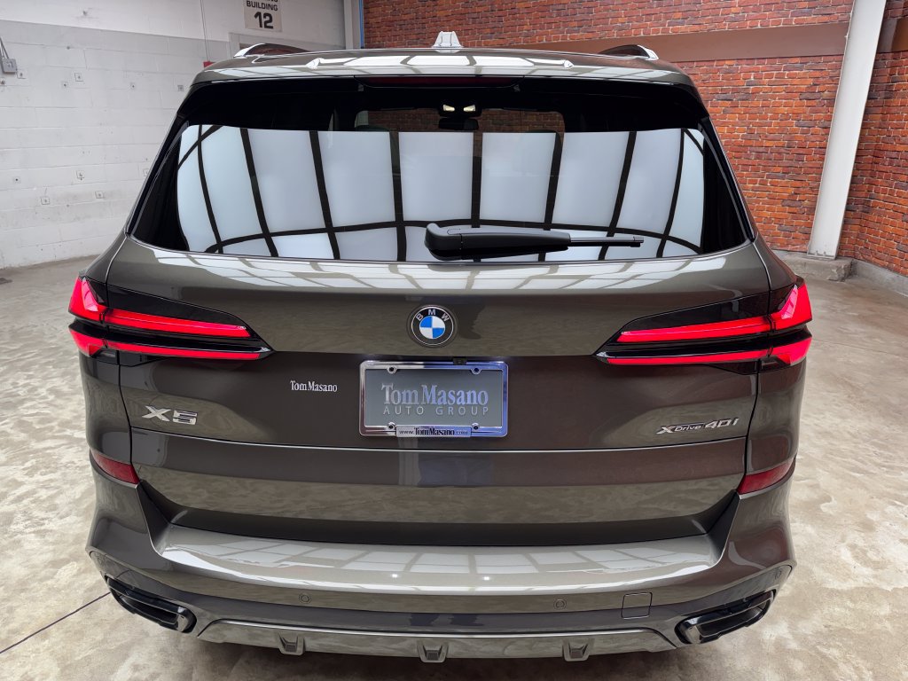 Certified 2026 BMW X5 xDrive40i AWD/4WD image 4
