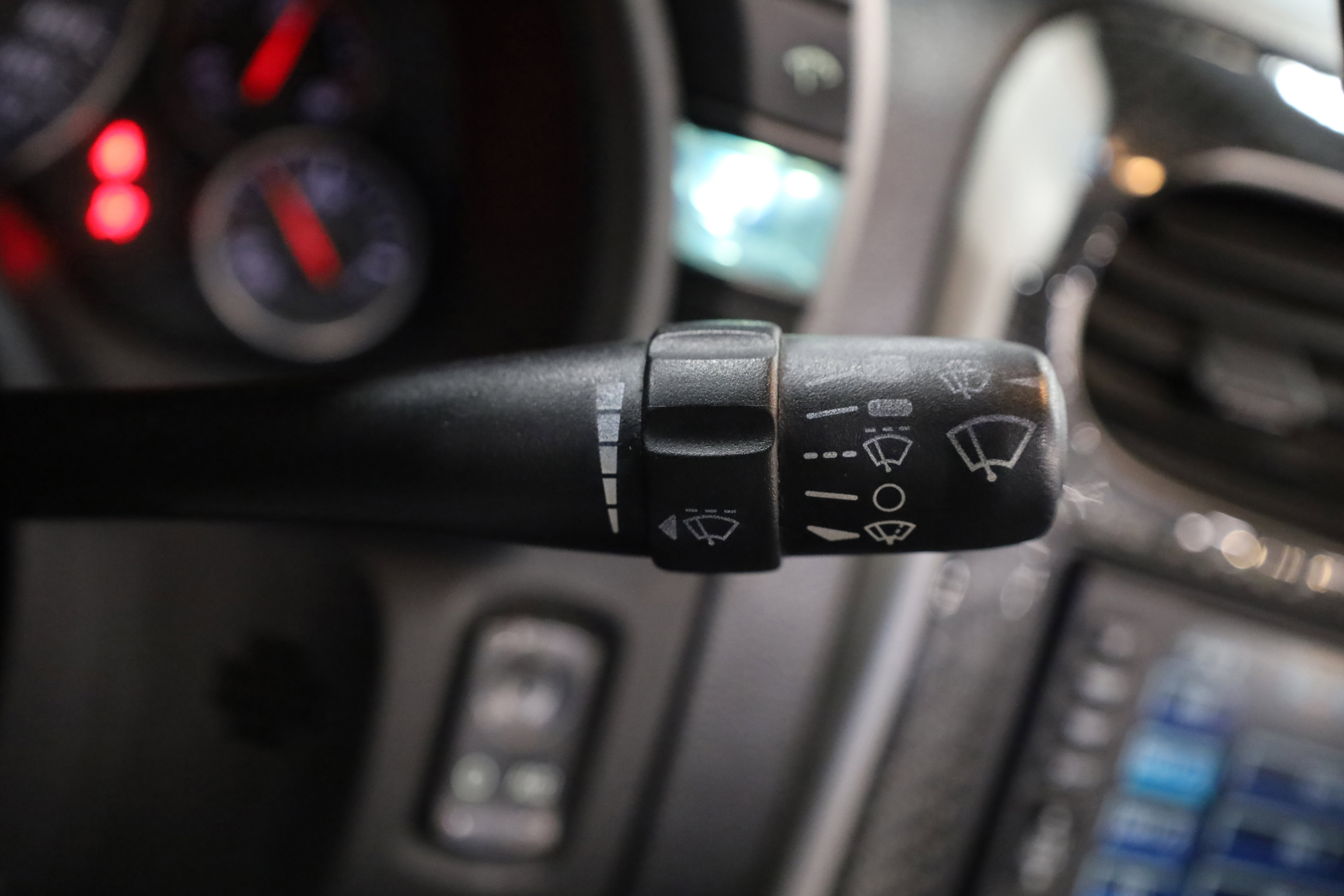 Used 2005 Chevrolet Corvette Convertible w/ Preferred Equipment Group image 23