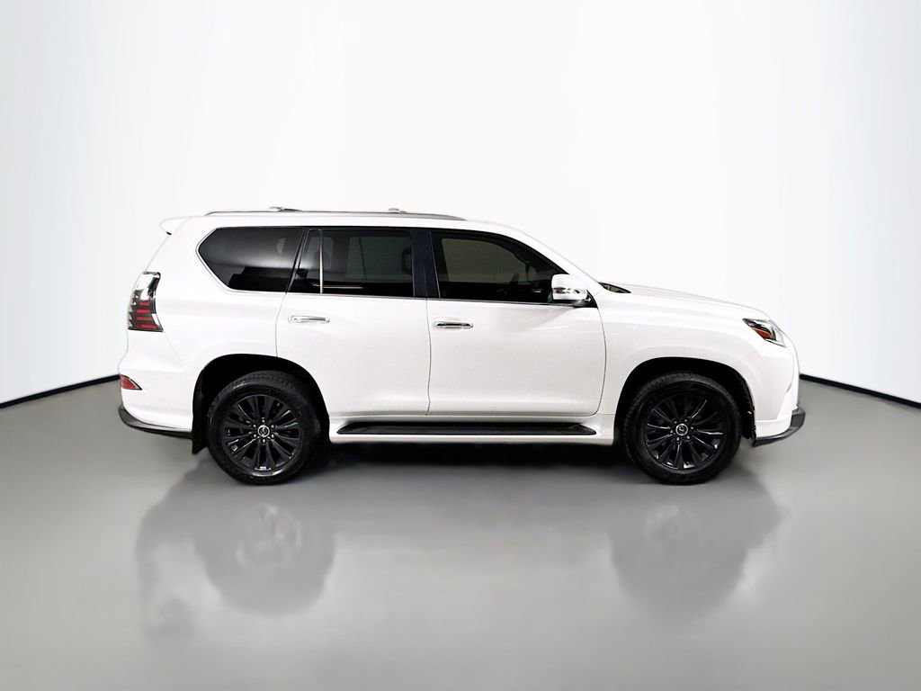Certified 2023 Lexus GX 460 Luxury w/ Sport Design Package image 4