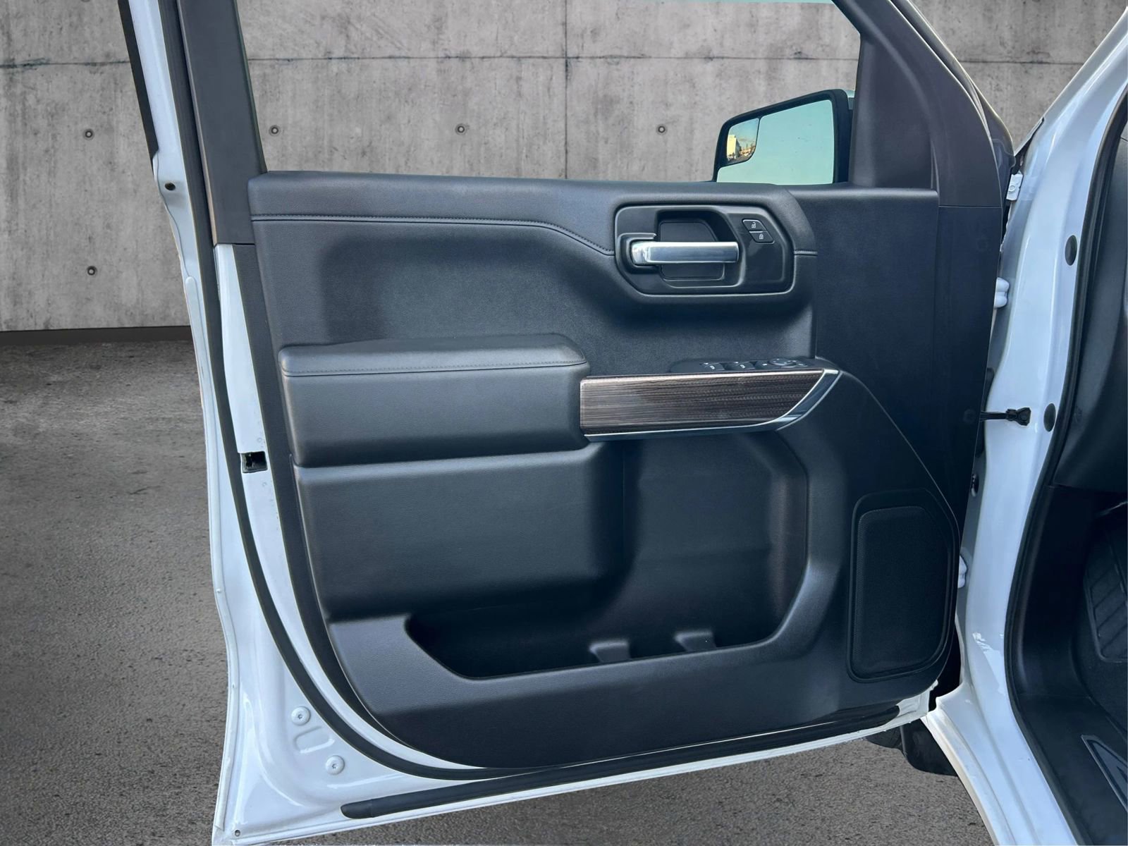 Used 2021 Chevrolet Silverado 1500 LT w/ LPO, Liner Protection Package image 20