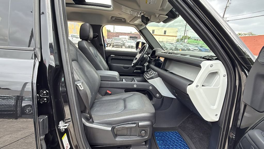 Used 2020 Land Rover Defender 110 S AWD/4WD image 41