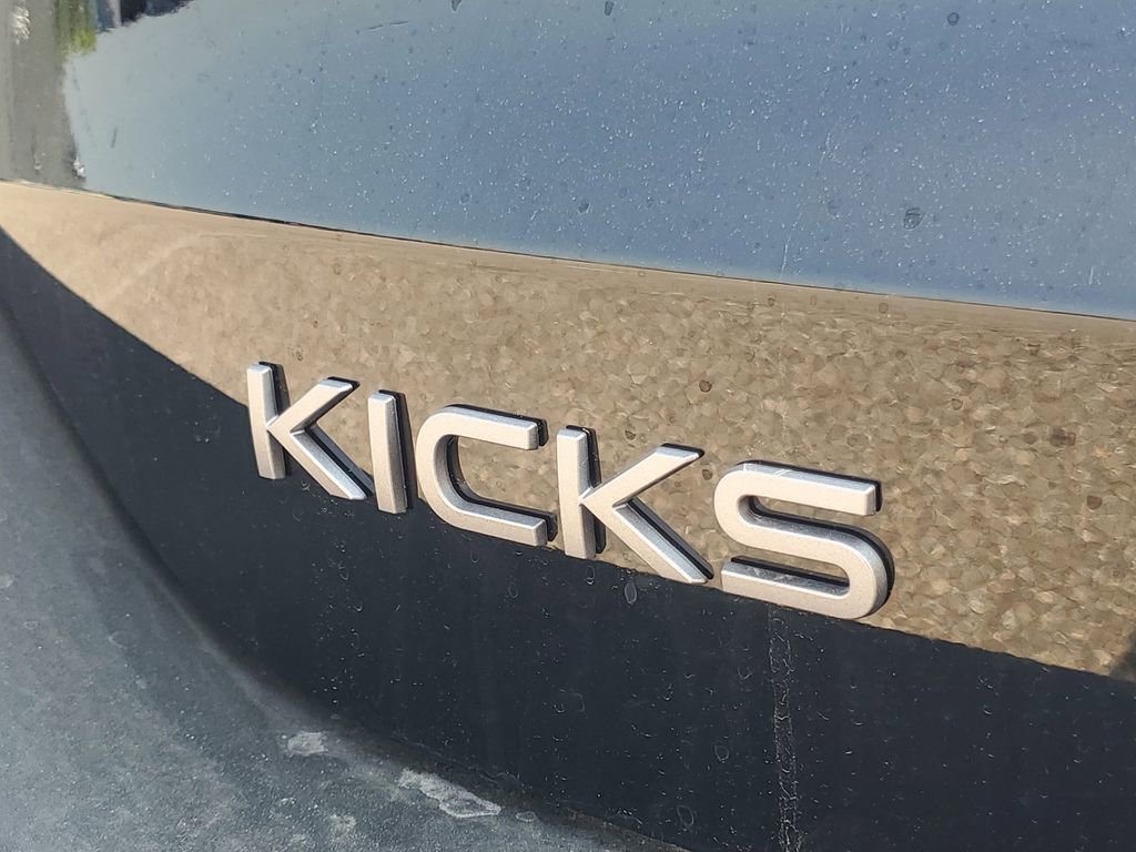 New 2025 Nissan Kicks SR AWD/4WD image 6