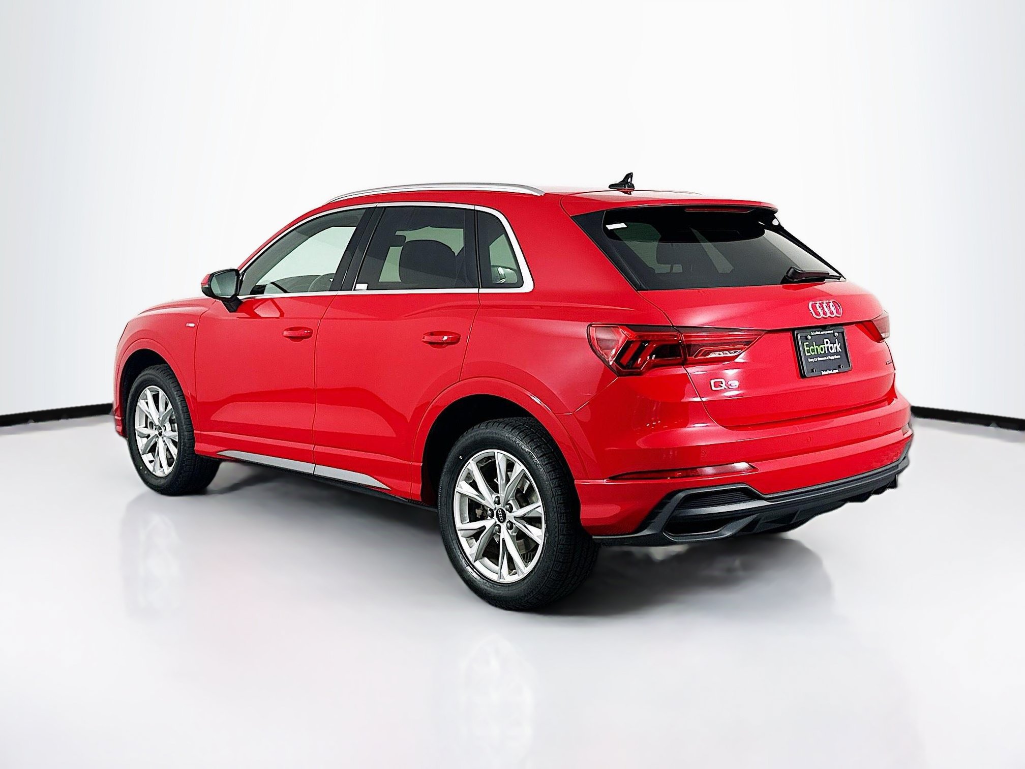 Used 2024 Audi Q3 2.0T Premium AWD/4WD image 5