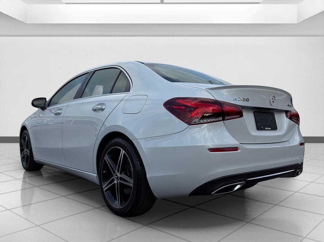 Used 2019 Mercedes-Benz A 220 4MATIC image 7