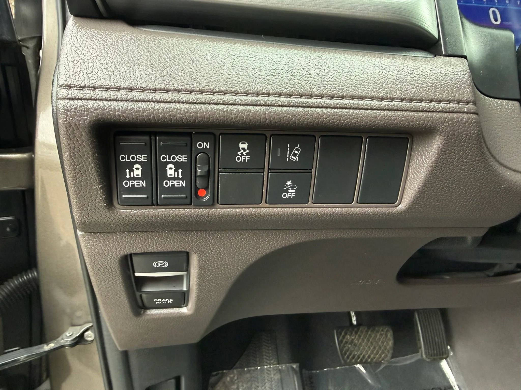 Used 2018 Honda Odyssey EX image 29