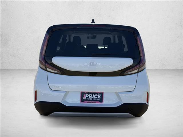 Used 2023 Kia Soul LX w/ LX Technology Package image 6
