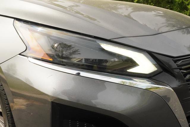 Used 2023 Nissan Altima 2.5 SL AWD/4WD image 32