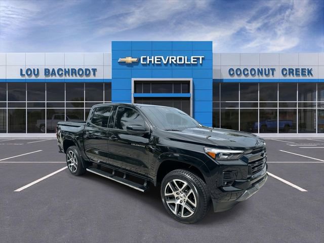 Used 2023 Chevrolet Colorado Z71 w/ Z71 Convenience Package 2 AWD/4WD image 2