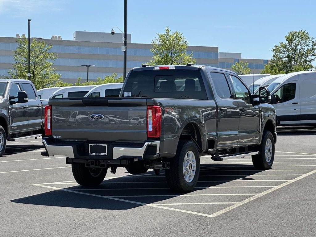 New 2026 Ford F250 XLT w/ FX4 Off-Road Package AWD/4WD image 3