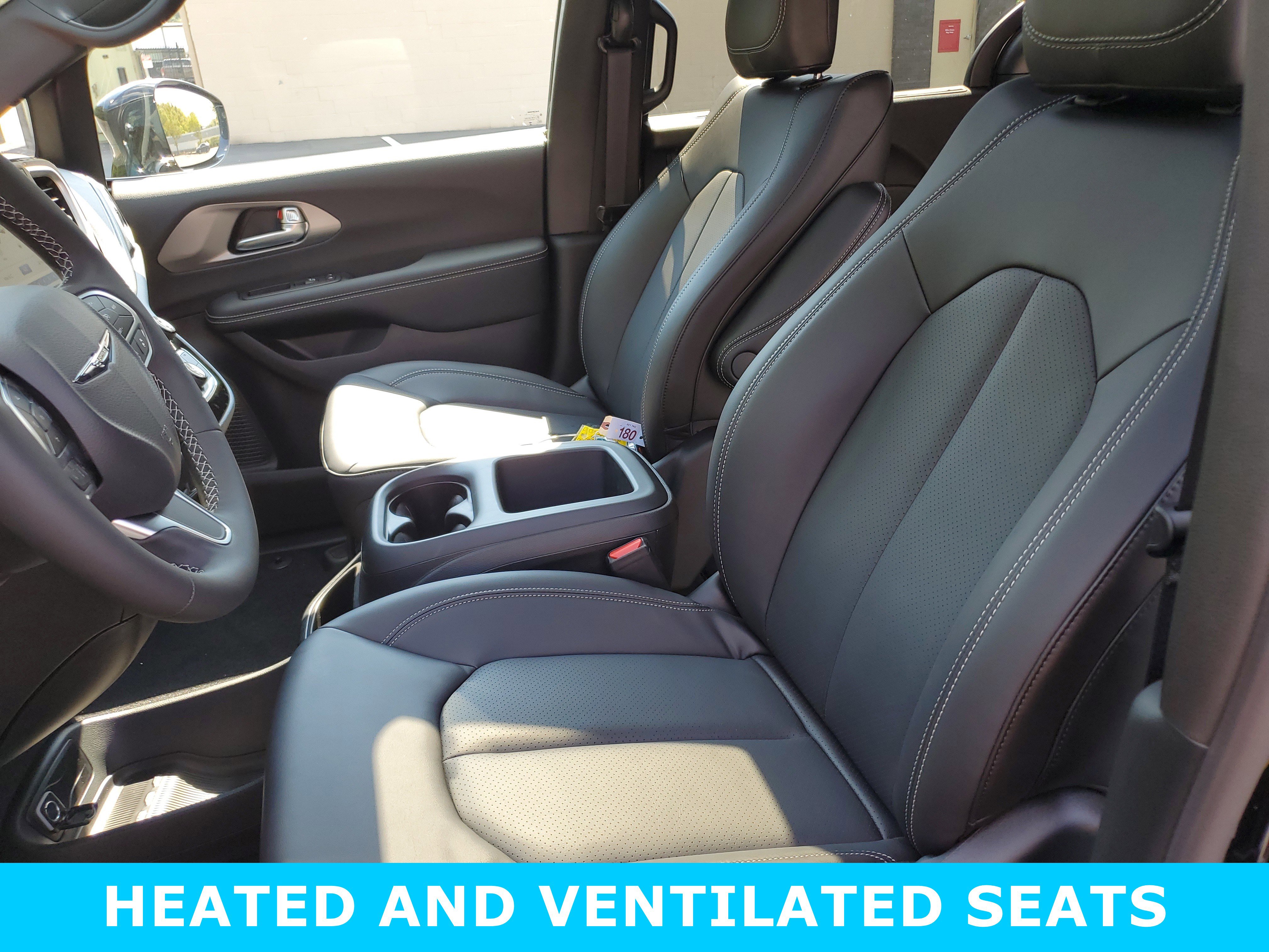 New 2026 Chrysler Pacifica Select image 26