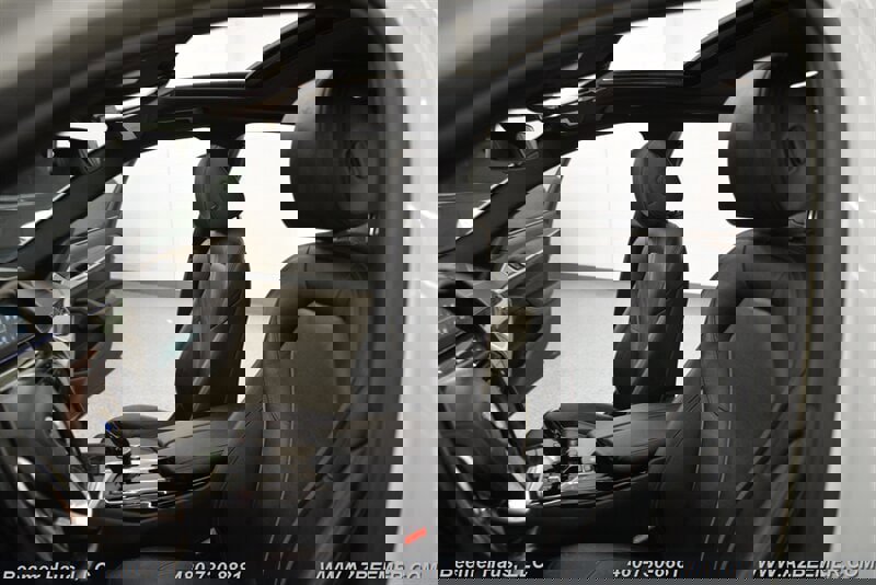 Used 2018 BMW 530e iPerformance image 15