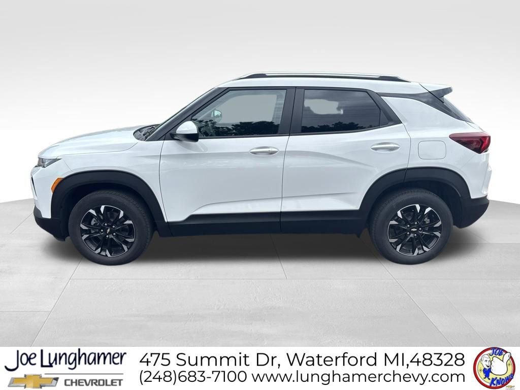 Used 2023 Chevrolet TrailBlazer LT w/ Convenience Package AWD/4WD image 6