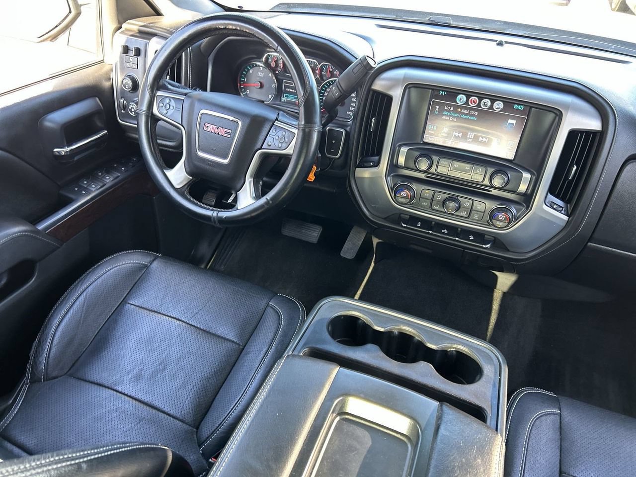 Used 2018 GMC Sierra 1500 SLE w/ SLE Value Package AWD/4WD image 12