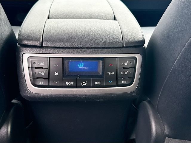 Used 2019 Toyota Highlander Limited Platinum image 28
