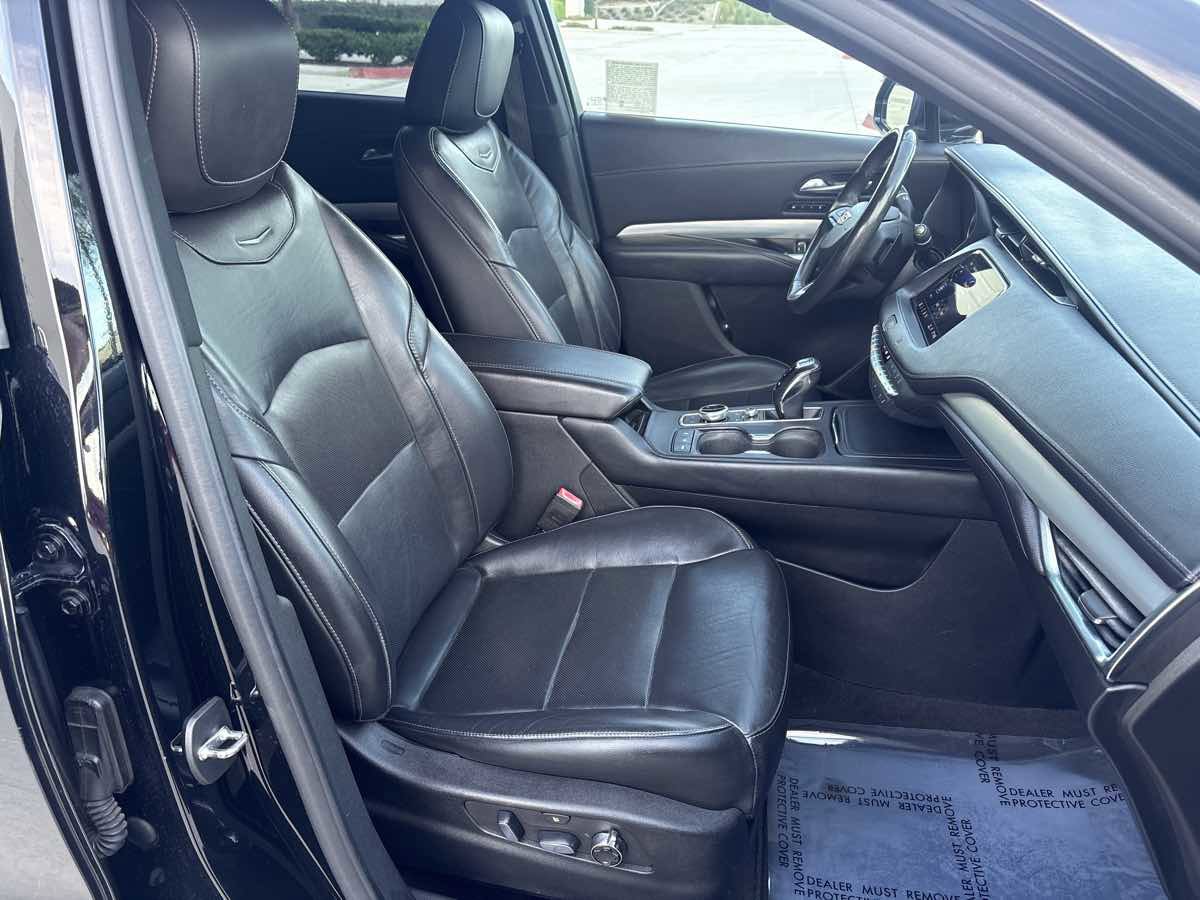 Used 2019 Cadillac XT4 Premium Luxury image 17