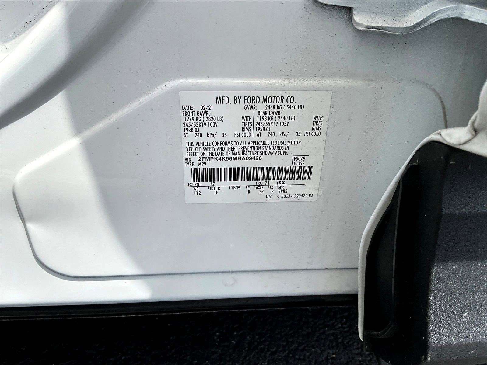 Used 2021 Ford Edge Titanium AWD/4WD image 19