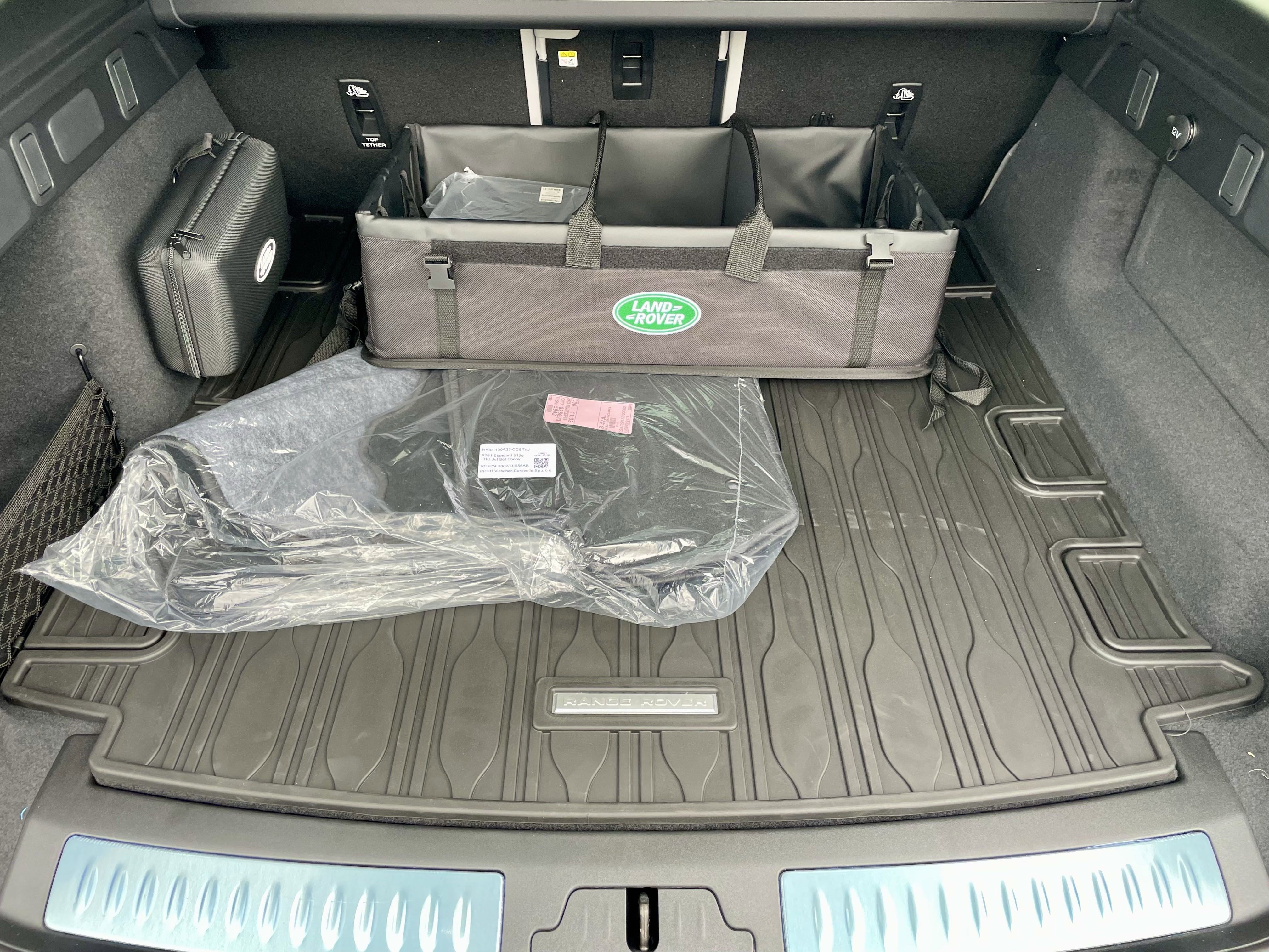 New 2026 Land Rover Range Rover Velar Dynamic SE image 34