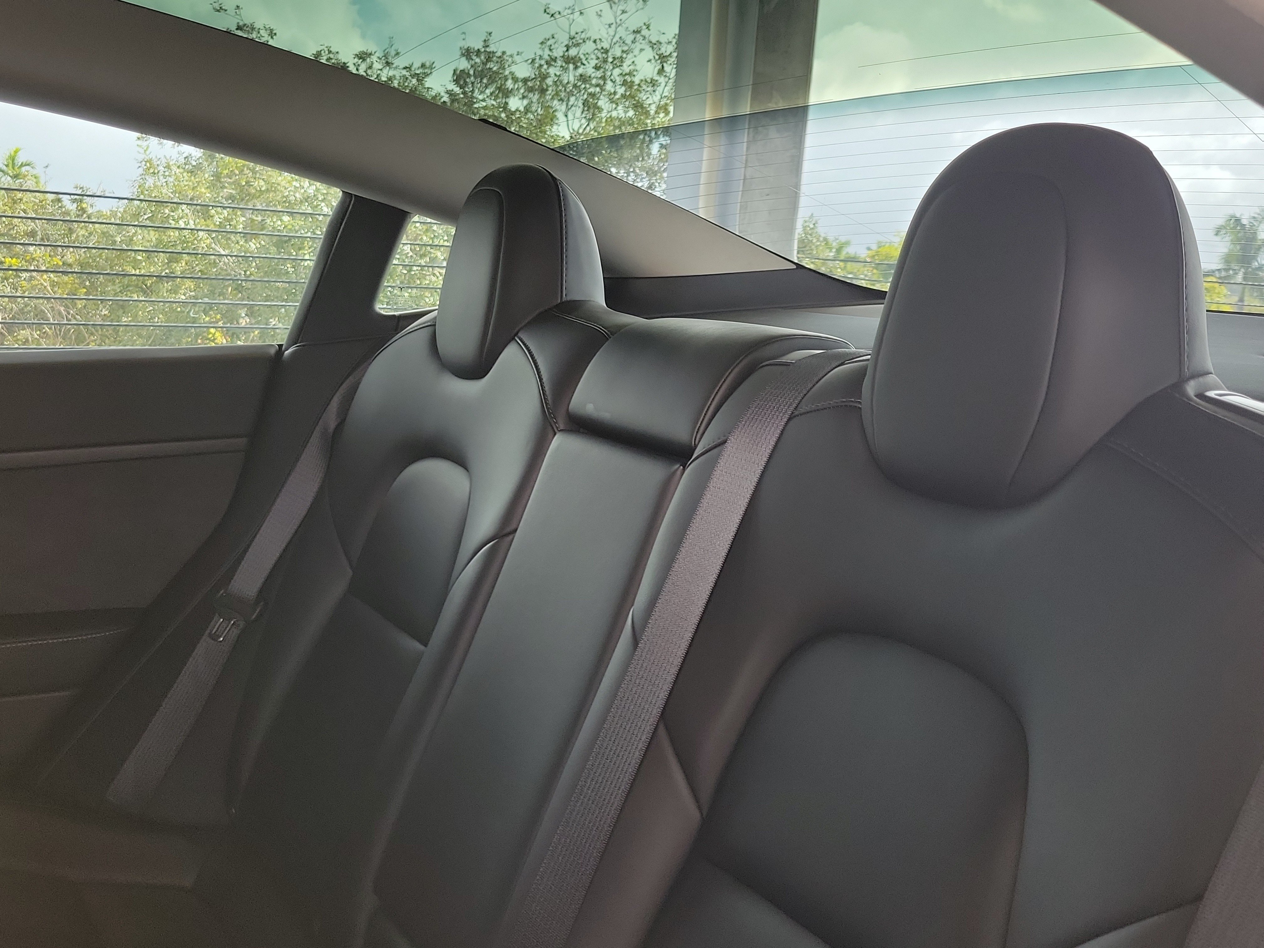 Used 2022 Tesla Model 3 Long Range AWD/4WD image 10