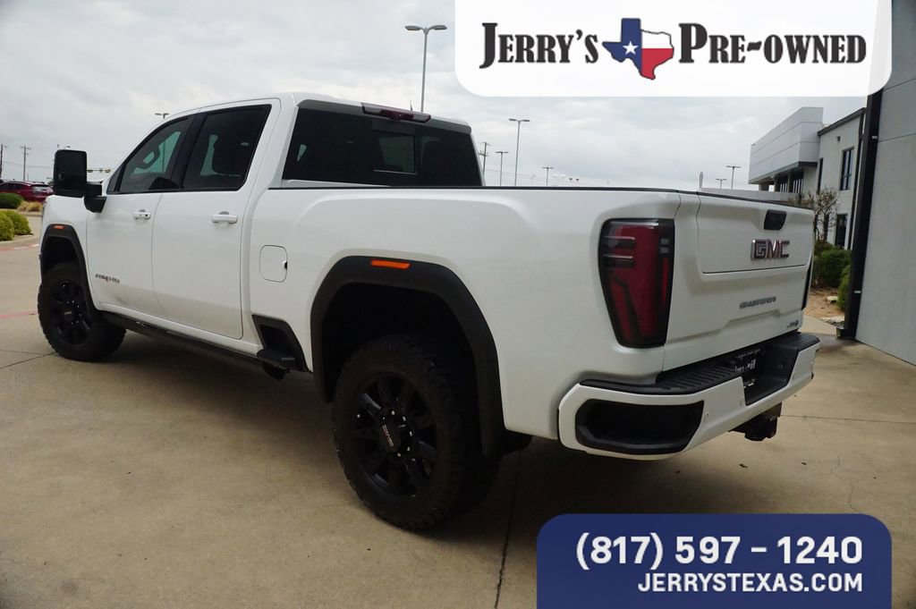 Used 2024 GMC Sierra 2500 AT4 w/ AT4 Premium Plus Package image 2