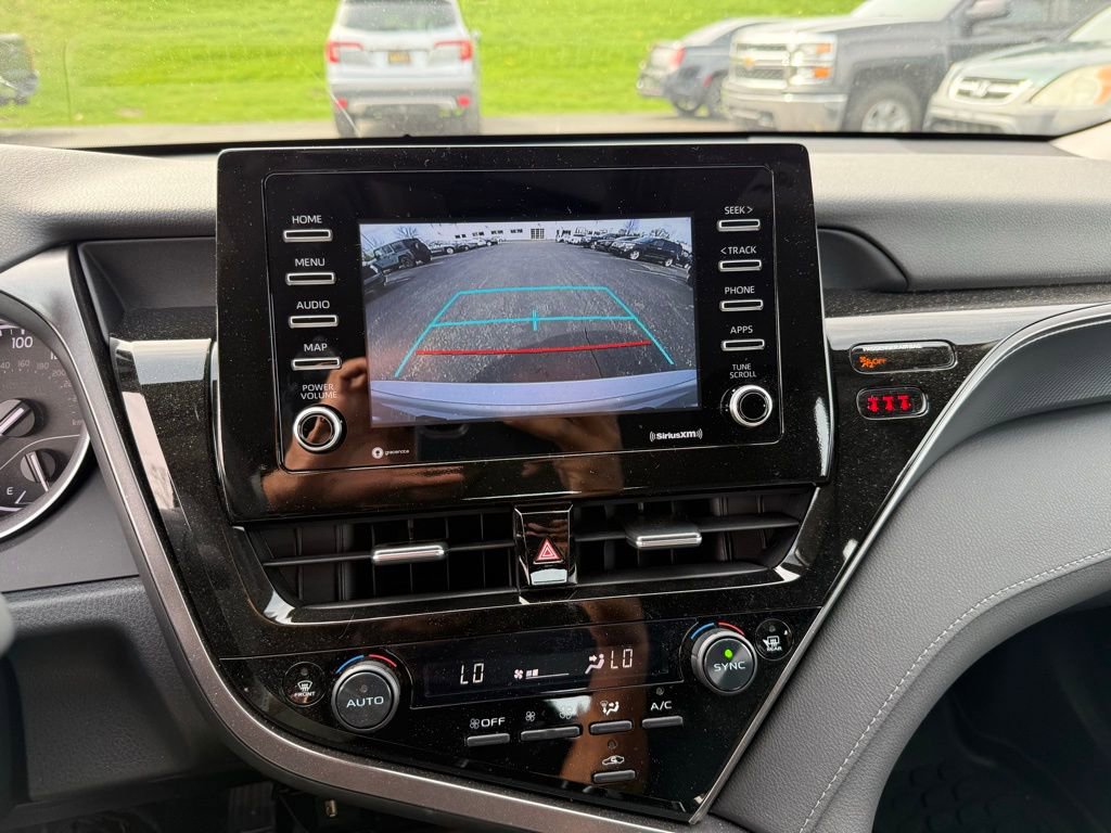 Used 2024 Toyota Camry LE FWD image 10