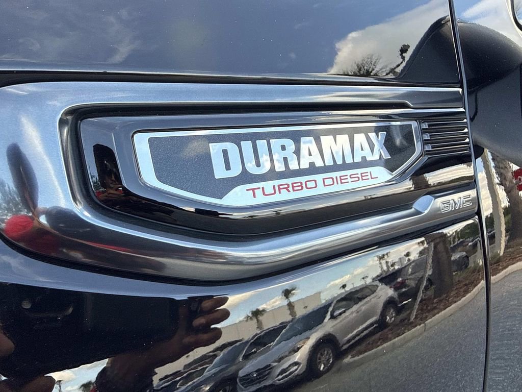 Used 2025 GMC Sierra 1500 AT4 w/ AT4 Premium Package AWD/4WD image 14