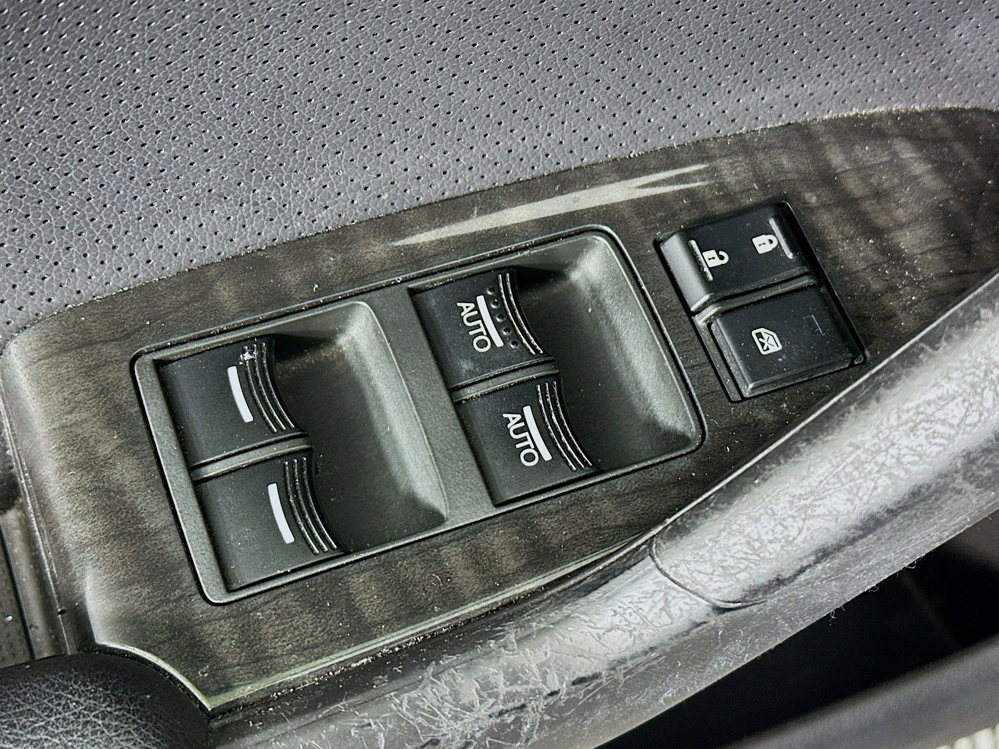 Used 2012 Acura TSX Sedan image 15