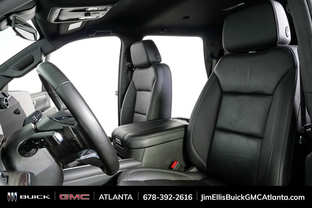 Used 2025 Chevrolet Tahoe LT image 5