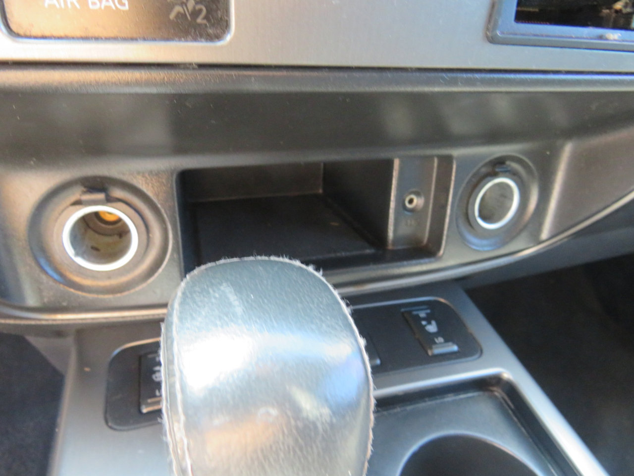 Used 2011 Nissan Armada Platinum image 19