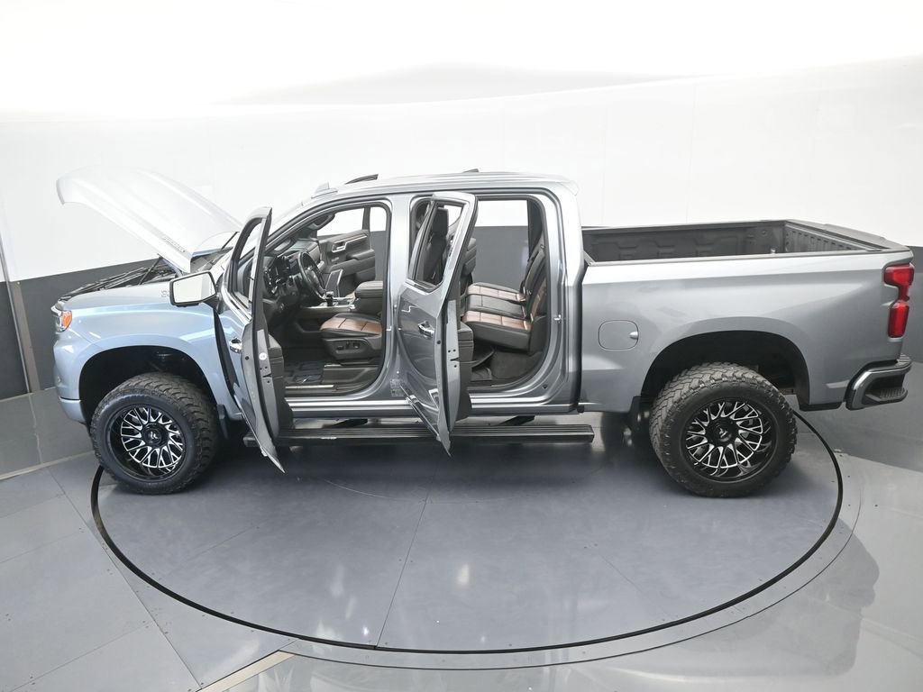 Used 2023 Chevrolet Silverado 1500 High Country w/ Technology Package image 80