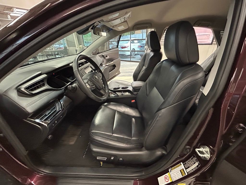 Used 2018 Toyota Avalon XLE image 52